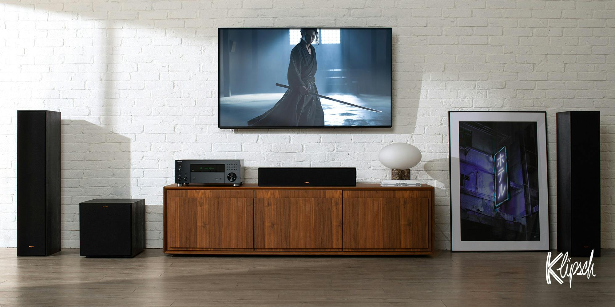 Onkyo TX RZ30 con sistema Klipsch y Samurai Film md res 2000x1000