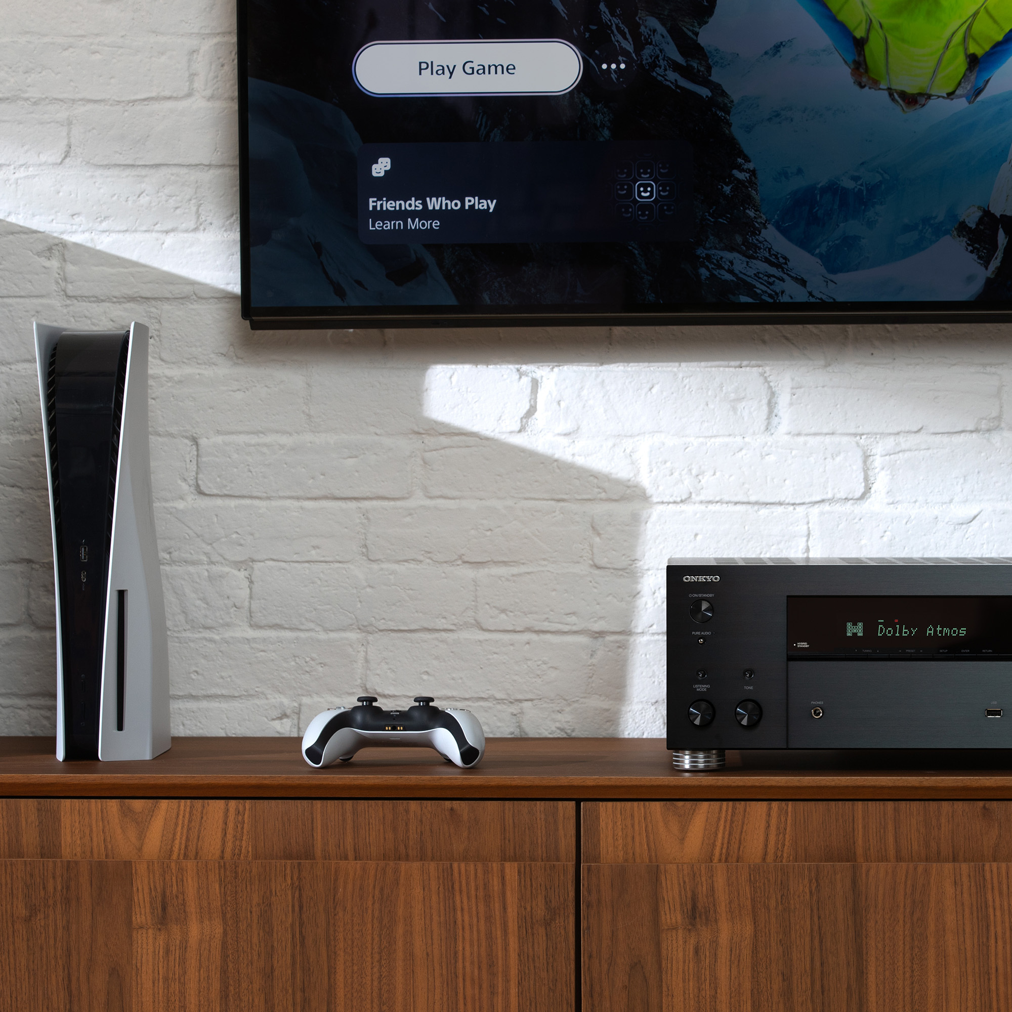 AV Receivers | Onkyo