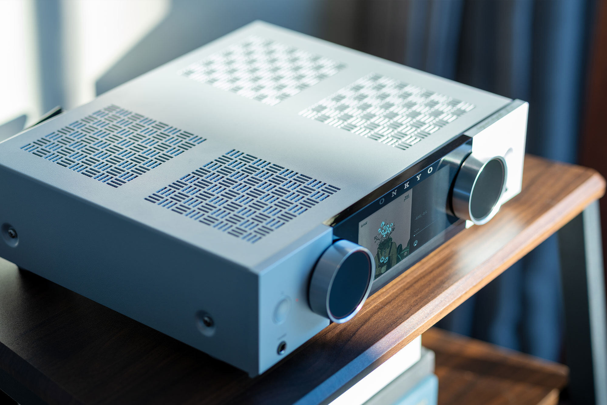 Muse Y-50 Network Streamer & Integrated Amplifier | Onkyo