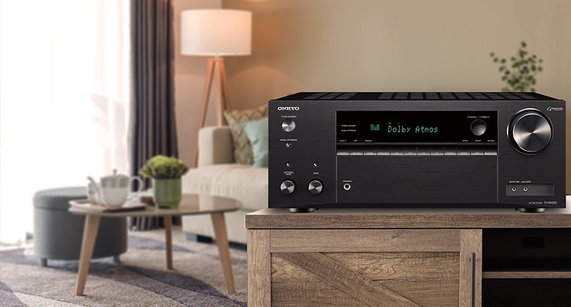 onkyo tx-nr585 av receiver on table in living room