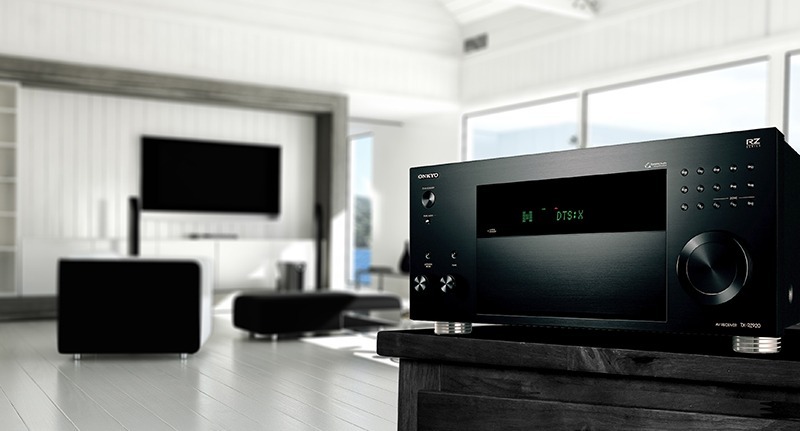 onkyo tx-rz920 av receiver on table side view